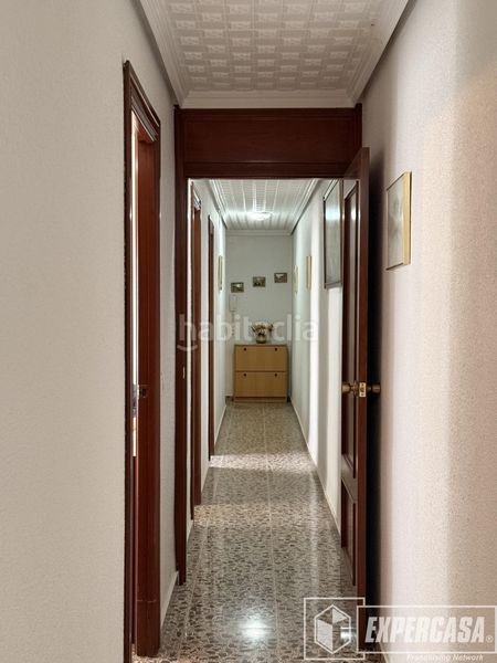 Foto f17ff0b2-772c-4ff2-acd2-ab7cb7a013f3. Casa a Riba - roja de Túria