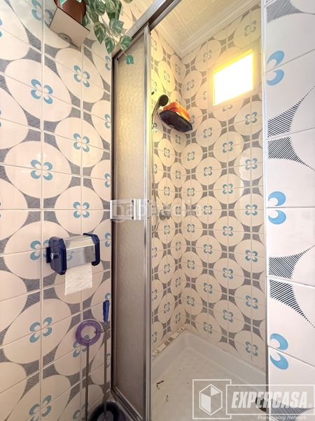 Foto fa94e3c5-3401-47e6-816c-e23d4eef371f. Casa a Riba - roja de Túria