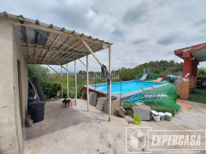 Foto a3fd42e6-41c7-4656-ac6a-b78c93545382. Xalet amb piscina a Monserrat