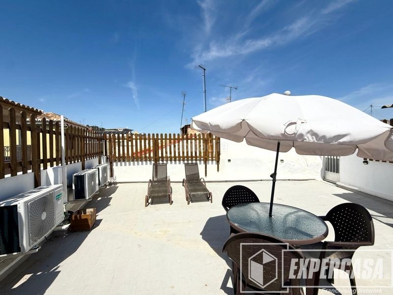 Foto 83c754c6-8a1c-4e53-bad6-9b2c6f283a46. Casa a Casco Antiguo Llíria
