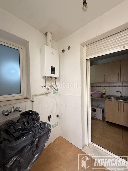 Foto afdffd0f-561d-4a68-a698-58b2329e572a. Flat with parking in Riba - roja de Túria
