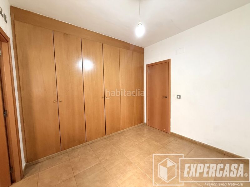Foto cf314f44-0e57-4b90-8423-028b9be301a1. Flat with parking in Riba - roja de Túria