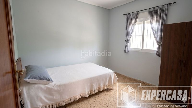 Foto e0a4e06c-3ef1-4492-bd3e-5050642776e5. Chalet en Urbanizaciones Llíria