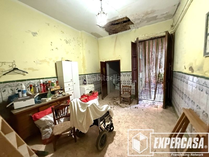 Foto d04a545c-8d38-4b56-9e0e-699f919d2891. Masia a calle sant francesc 65 a Santa Bárbara Llíria