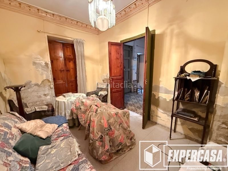 Foto f1734720-4aa7-4c4a-a9fb-73c1f249e5e8. Masia a calle sant francesc 65 a Santa Bárbara Llíria