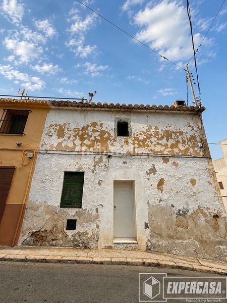 Foto 9166f390-b2e3-4d6e-b02f-70dfa2abce05. Masia a Casco Antiguo Llíria