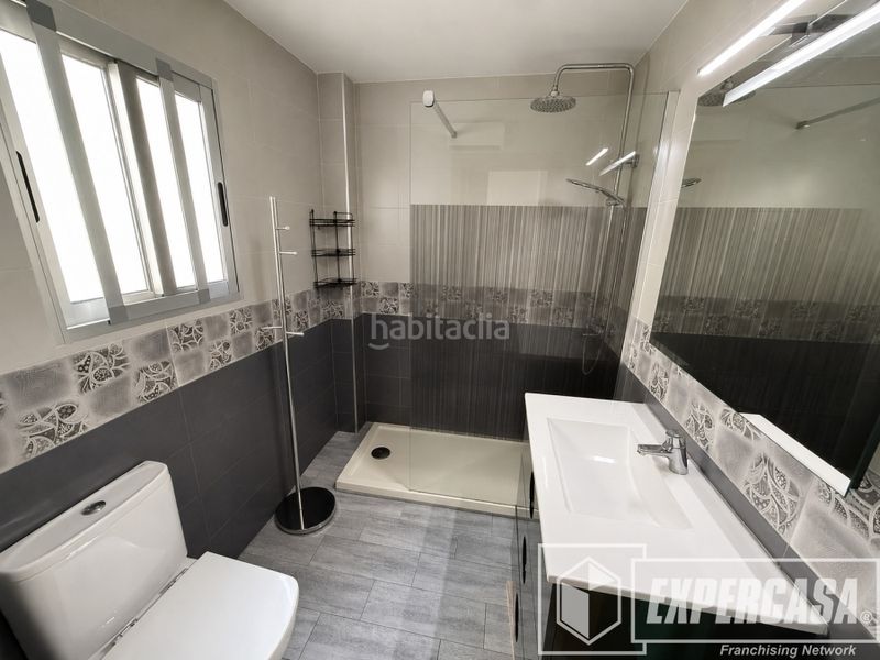 Foto d01b71ab-e31a-4926-a727-29a49ce05ffb. Dúplex a Chelva