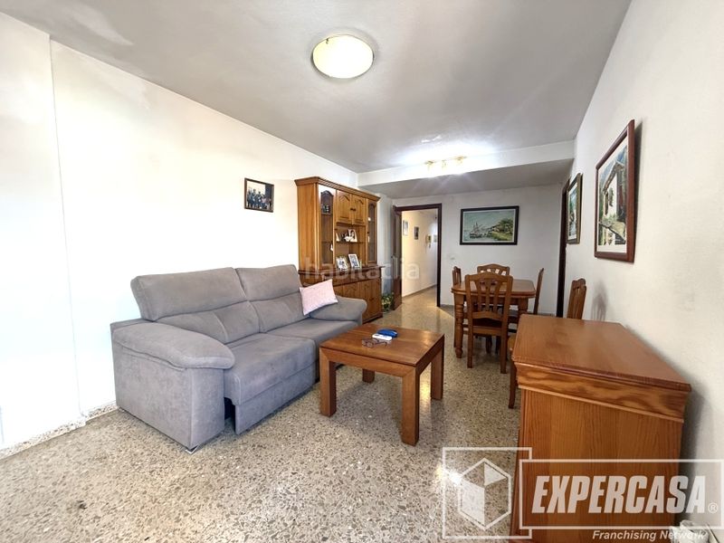 Foto f8d6b38e-df10-4bbf-b0e1-e7e51be2f959. Pis a Riba - roja de Túria