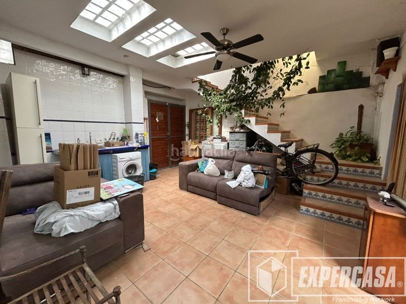Foto da36cb6f-2db0-4e33-8021-a6c5e6ece916. Casa a Santa Bárbara Llíria
