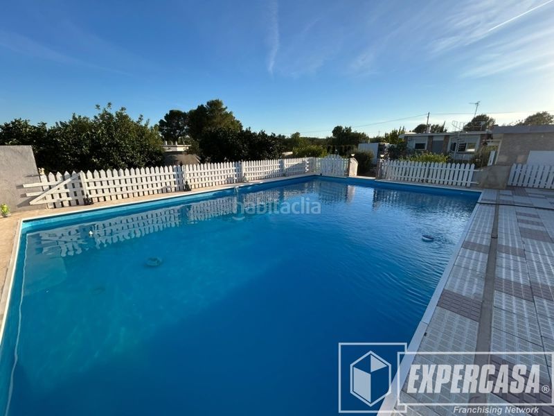 Foto 17b710dc-3be3-4963-a7ce-638be276936e. Xalet amb aparcament piscina a Vilamarxant