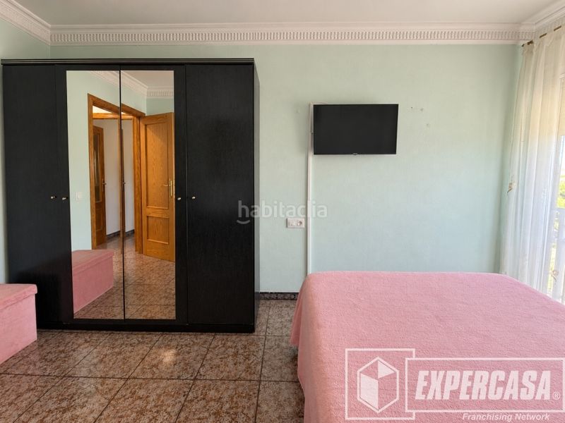 Foto a5e88b94-8331-4501-85f1-9544e627fcb6. Pis amb aparcament a Casco Antiguo Llíria
