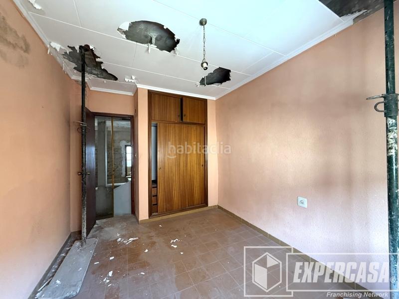 Foto 0a6d440e-ebd7-44d8-87d6-2abbe6d1c769. Masía en calle calle san antonio 5 en Riba - roja de Túria