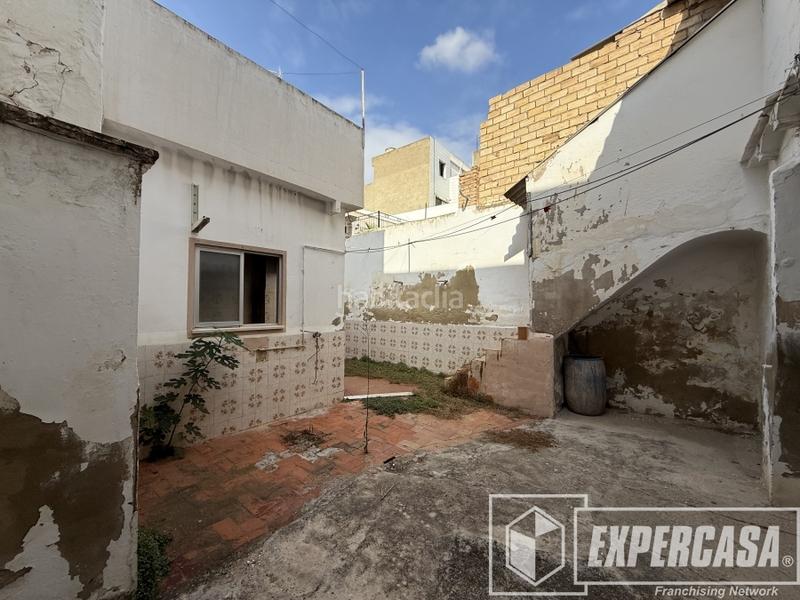 Foto aaad1f83-d3ae-4bfc-b854-c7d3433b6dab. Masía en calle calle san antonio 5 en Riba - roja de Túria