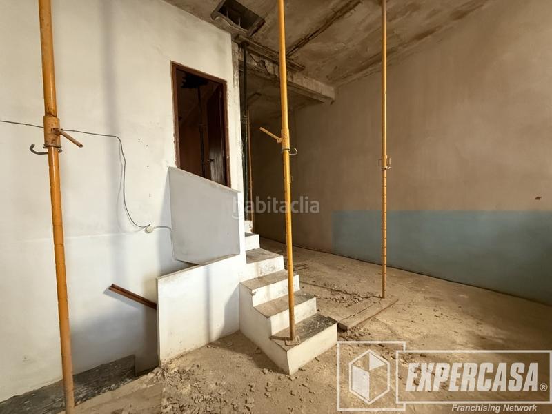 Foto bd5902d6-0dd7-442f-be3a-1e169331c4b4. Masía en calle calle san antonio 5 en Riba - roja de Túria