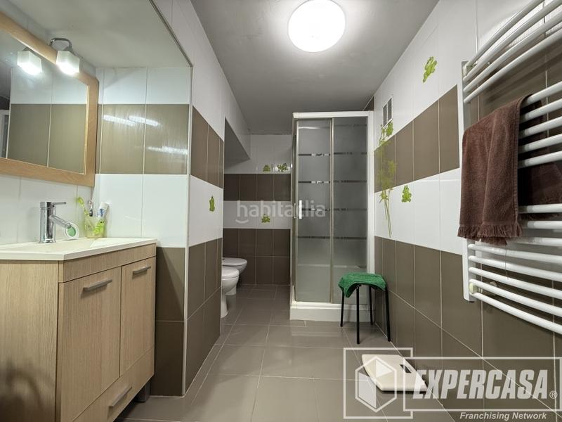 Foto a7b00e7b-7c95-4d62-a12c-93bcd6447fd8. Casa en calle calle numancia 1 en Riba - roja de Túria