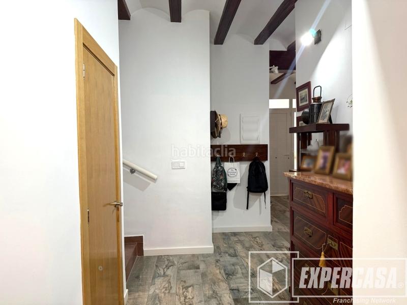 Foto d42b70ed-9298-4487-97fa-61ccf1bbe3b0. Casa en calle calle numancia 1 en Riba - roja de Túria