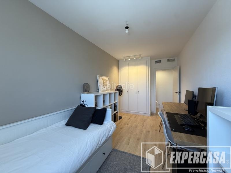 Foto 02e00656-e762-4182-9b1b-6fd6ee294639. Piso en avenida av. los naranjos (urb. la reva) 1 en Riba - roja de Túria