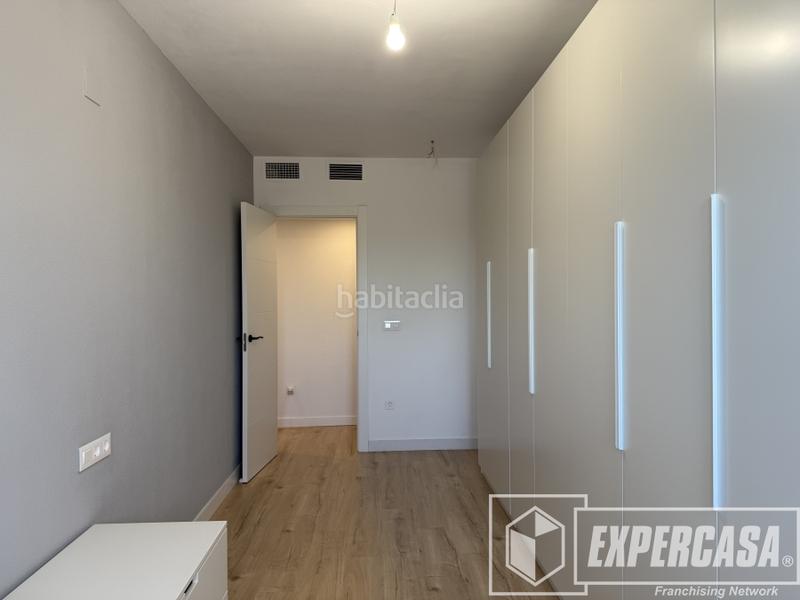 Foto 2a951b15-36c7-460f-a53b-5e05c8381821. Piso en avenida av. los naranjos (urb. la reva) 1 en Riba - roja de Túria