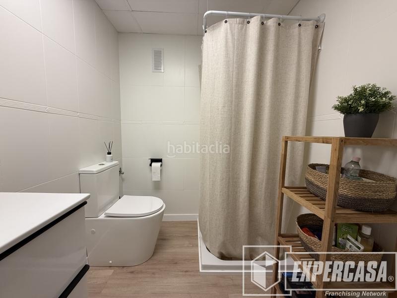 Foto 3fc18a58-5293-4b10-a8b2-1b40b6eaa241. Piso en avenida av. los naranjos (urb. la reva) 1 en Riba - roja de Túria