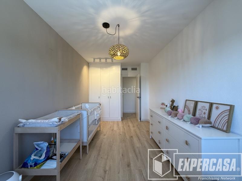 Foto 9995c059-21d5-4fd1-a290-0350599e200f. Piso en avenida av. los naranjos (urb. la reva) 1 en Riba - roja de Túria
