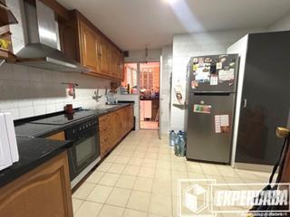 Etagenwohnung in Avenida Dels Furs 21