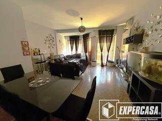 Flat in Calle duque de lliria 52