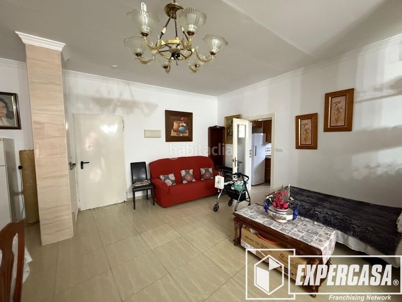 Foto 2f534fad-59f3-4753-9cc1-9c7d98398732. Edificio in calle santa ana 13 in Casco Antiguo Llíria