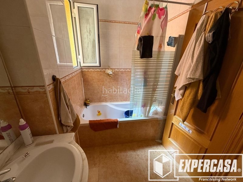 Foto 4843fabc-1ede-4983-9b70-571d6df59340. Edificio in calle santa ana 13 in Casco Antiguo Llíria