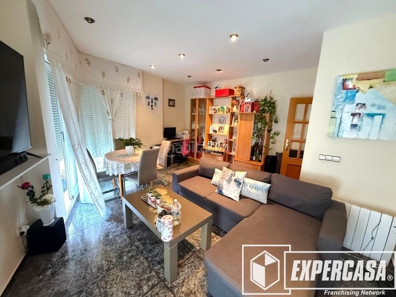 Foto 71bbf287-6918-46f1-aa5a-5fc393aa63d1. Edificio in calle santa ana 13 in Casco Antiguo Llíria