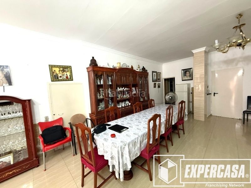 Foto 97bd5c05-42f7-466e-b29f-25fce6be4eea. Edificio in calle santa ana 13 in Casco Antiguo Llíria