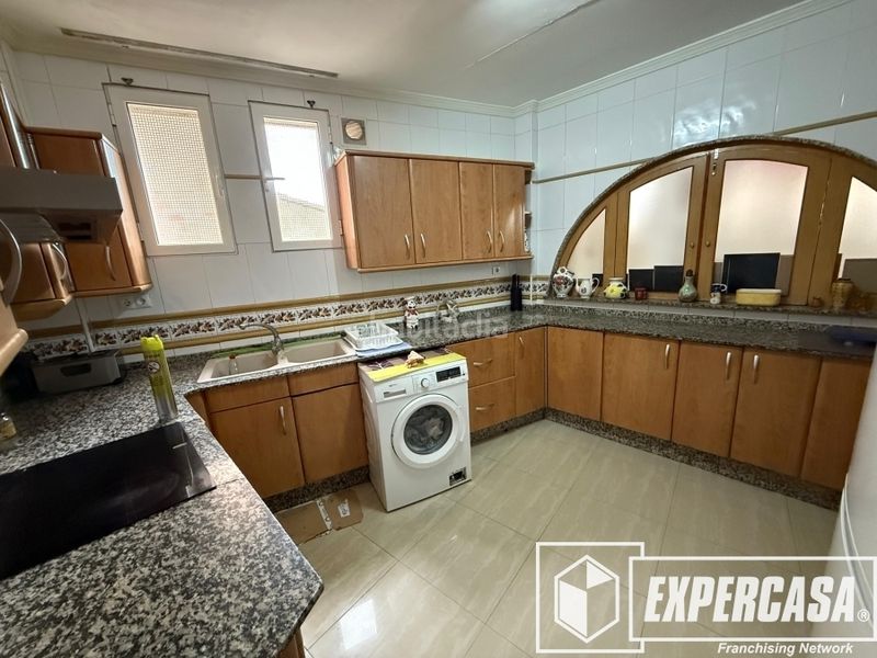 Foto c30bb579-7271-4840-a2d7-487edbde3229. Edificio in calle santa ana 13 in Casco Antiguo Llíria