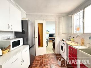 Flat in Calle abriat cantó 12