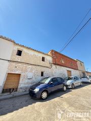 Terreno residencial en Calle barceloneta 30