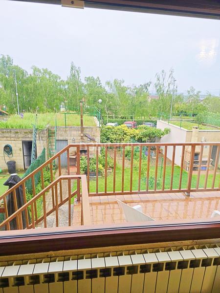 Foto ac1045d9-ade4-4754-bc9f-5396604860f8. Lloguer casa adossada amb calefacció aparcament a Berrioplano