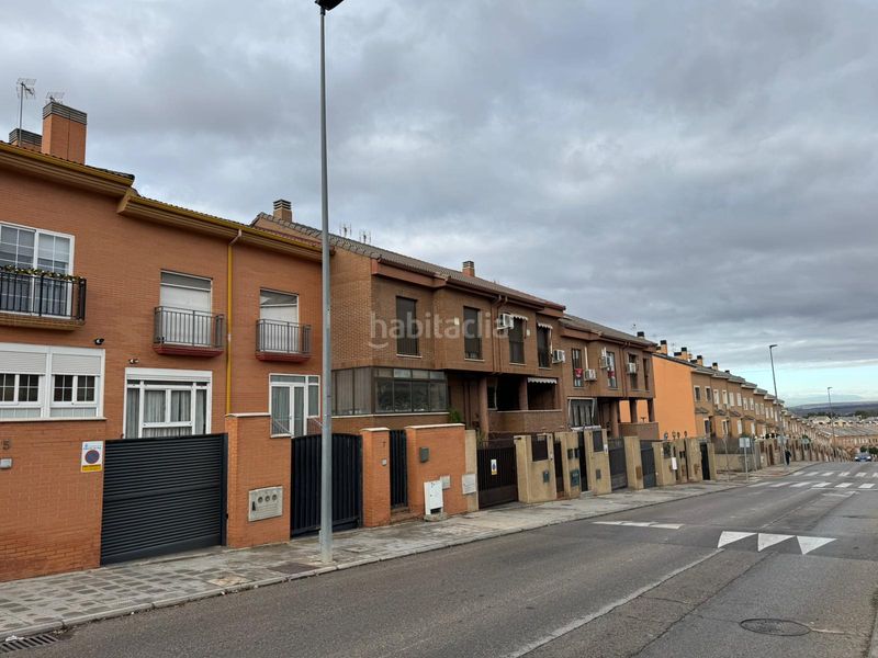 Foto 4b9a55ac-39c2-4838-b888-d5961058c149. Casa adossada a Los Villares Arganda del Rey