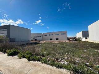 Gewerbliches Grundstück in Calle Uranio