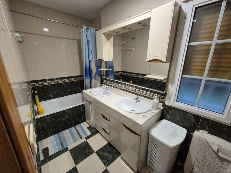 Foto 78457e63-0ee4-4c2c-9297-7b0671b0ce8f. Xalet amb xemeneia calefacció aparcament piscina a Nuevo Baztán