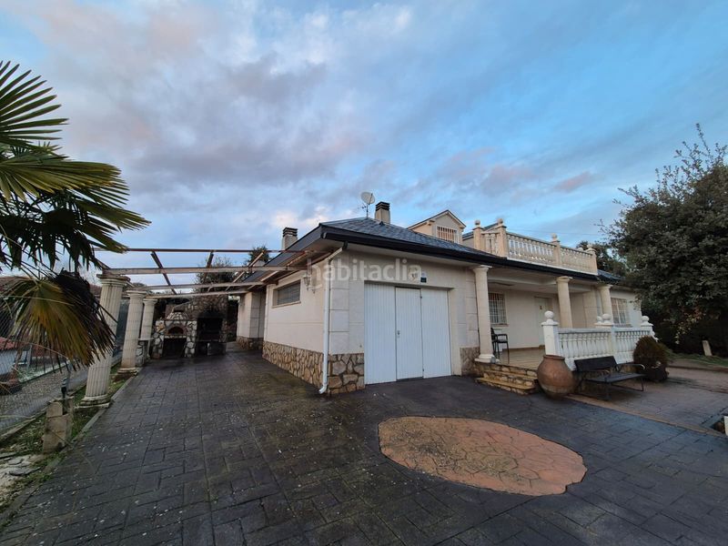 Foto d0a4fcb2-1e8c-4b09-a338-13dfdeba5250. Xalet amb xemeneia calefacció aparcament piscina a Nuevo Baztán