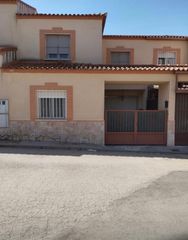 Semi detached house in Horcajo de Santiago. Chalet adosado en venta – horcajo de santiago
