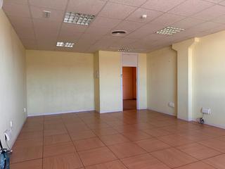 Business premise in Calle Mariano Barbacid