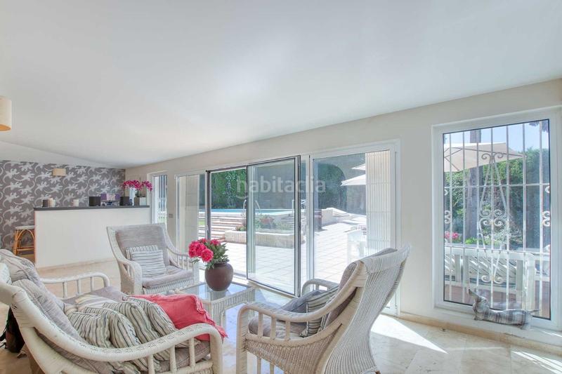 Foto f6966104-0d06-40db-bd61-33737ef06212. Casa villa independiente junto a la playa en san pedro en Marbella