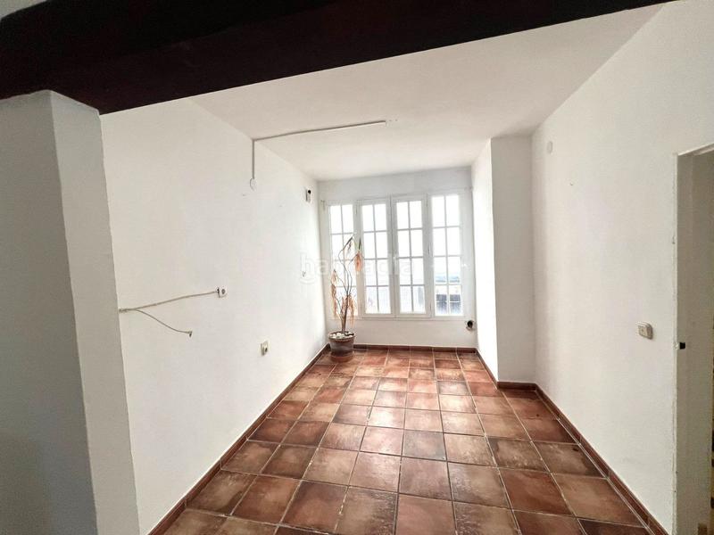Foto b6497bab-8bfd-4cd9-95a7-65c1ff79cf61. Casa  adosada de 3 habitaciones en primera línea de playa en la cala . en Mijas