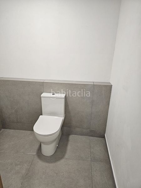 Foto fa9540a9-abe8-4374-8627-bbf17f5f7fa6. Local comercial a Mijas golf Mijas