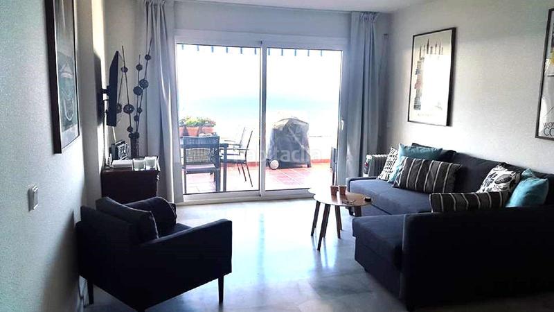 Foto e7f0e8e6-bf34-4a44-9199-aaac80e3452f. Piccolo appartamento con parcheggio piscina in El Faro de Calaburra - Chaparral Mijas