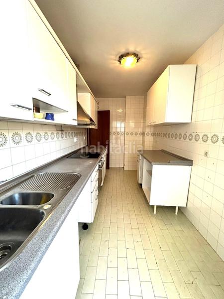 Foto 981db2bf-af76-4256-9f2d-1d85034f286d. Apartamento en Elviria Marbella