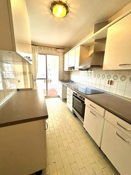 Foto 7ead5c48-37b5-4f8b-88f4-111e5df0477a. Apartment with parking pool in Elviria Marbella