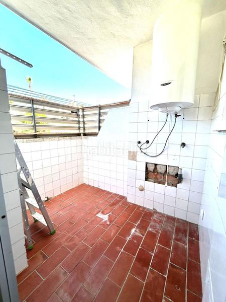 Foto fa9d6df6-e4d2-4087-a73c-25e016a94ce9. Apartment with parking pool in Elviria Marbella