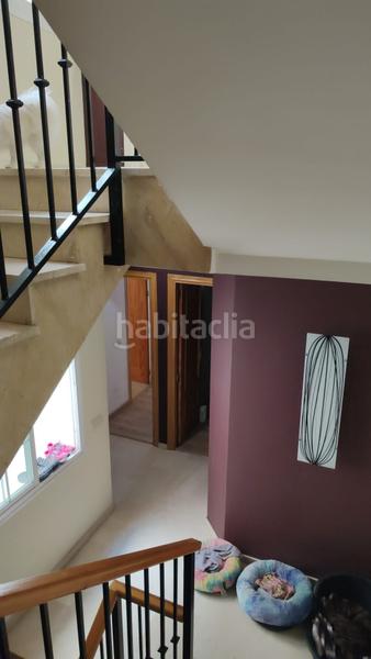 Foto a6e0f06c-b5ad-4192-8d47-9e3e682ca011. Casa adossada amb piscina a Santa María Marbella