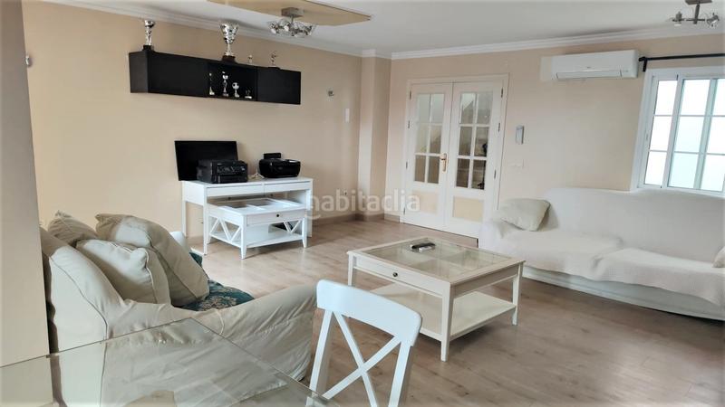 Foto 6a8a69bc-1d6d-4746-9b68-8465ac6835a2. Maison jumelée avec piscine dans Santa María Marbella