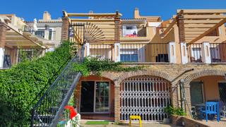 Casa adossada a Santa María